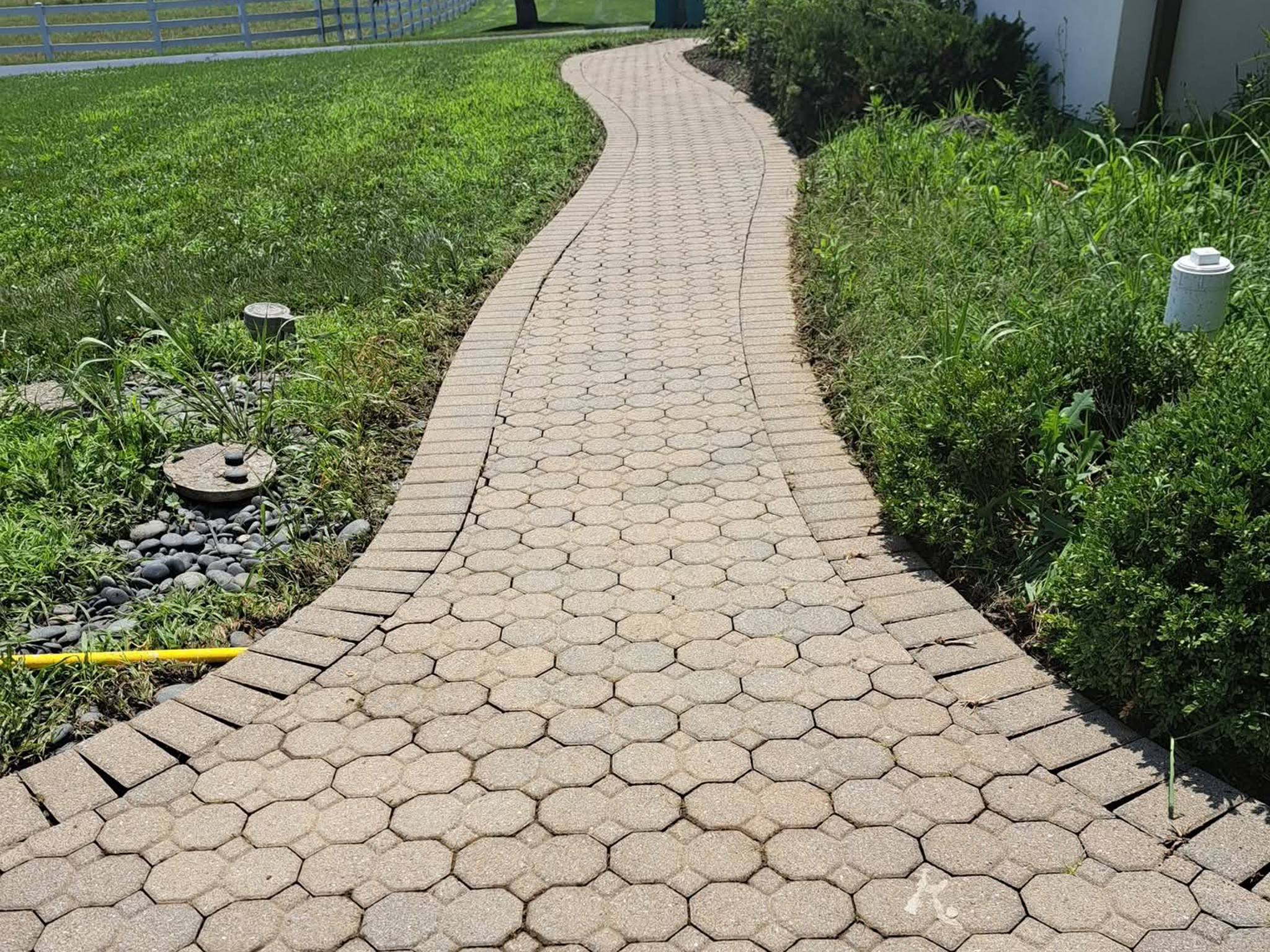 Jams Property Preservation LLC - Pressure Washing - After (1)