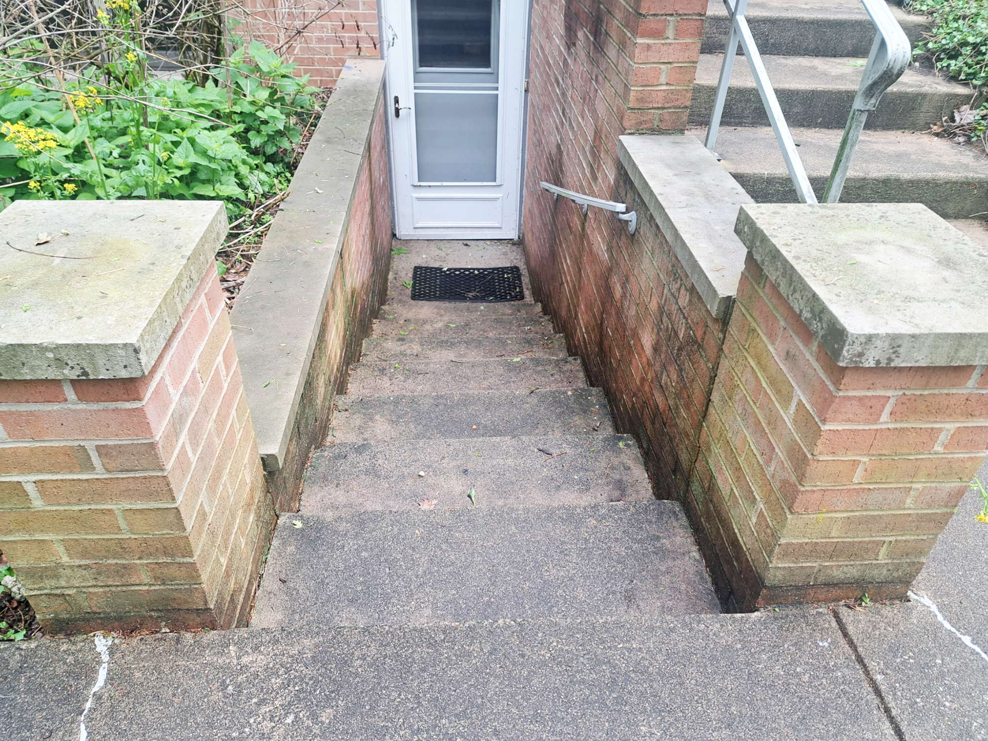 Jams Property Preservation LLC - Pressure Washing - Before